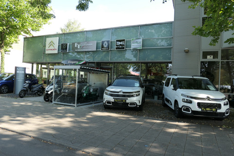 Autohaus Luzzi & Luzzi GmbH